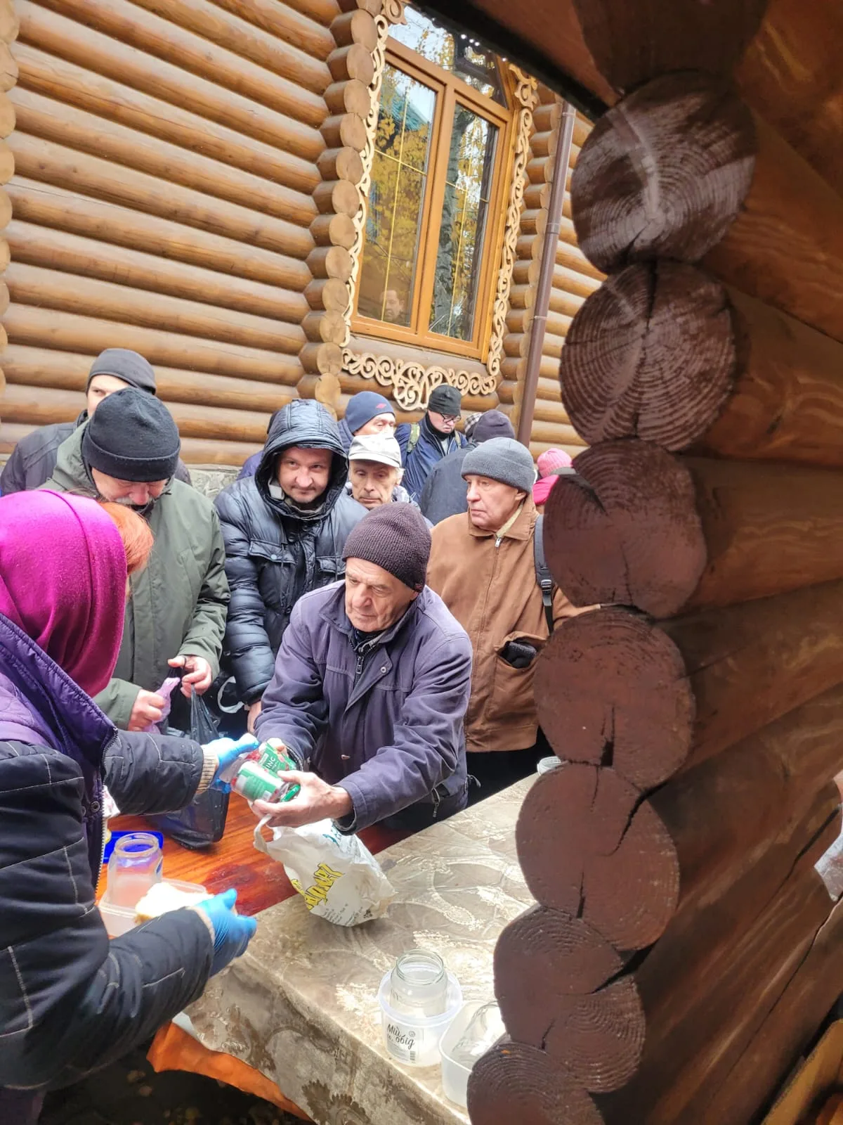Видача гарячих обідів і не тільки